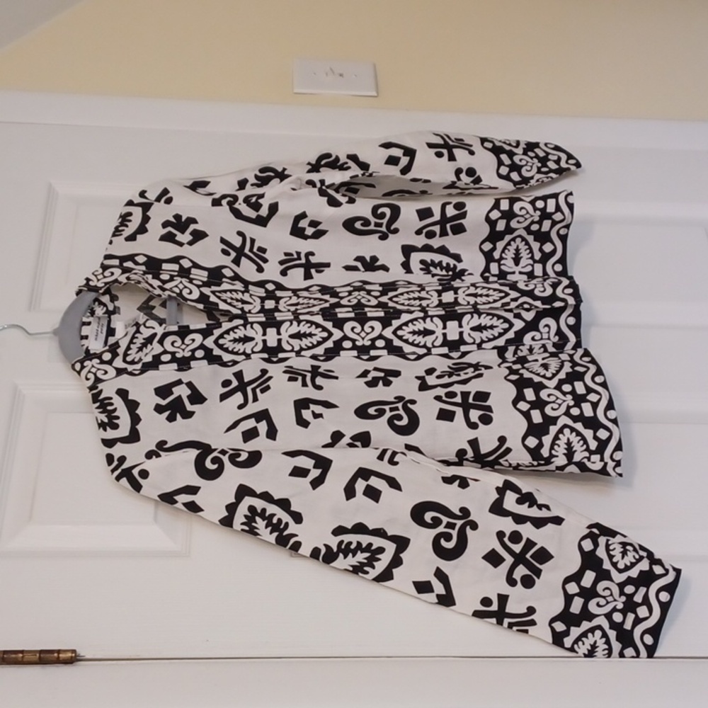 Richard Malcolm Sz 10P, Elegant Black and White, Linen Patterned Blouse/jacket - Picture 4 of 11